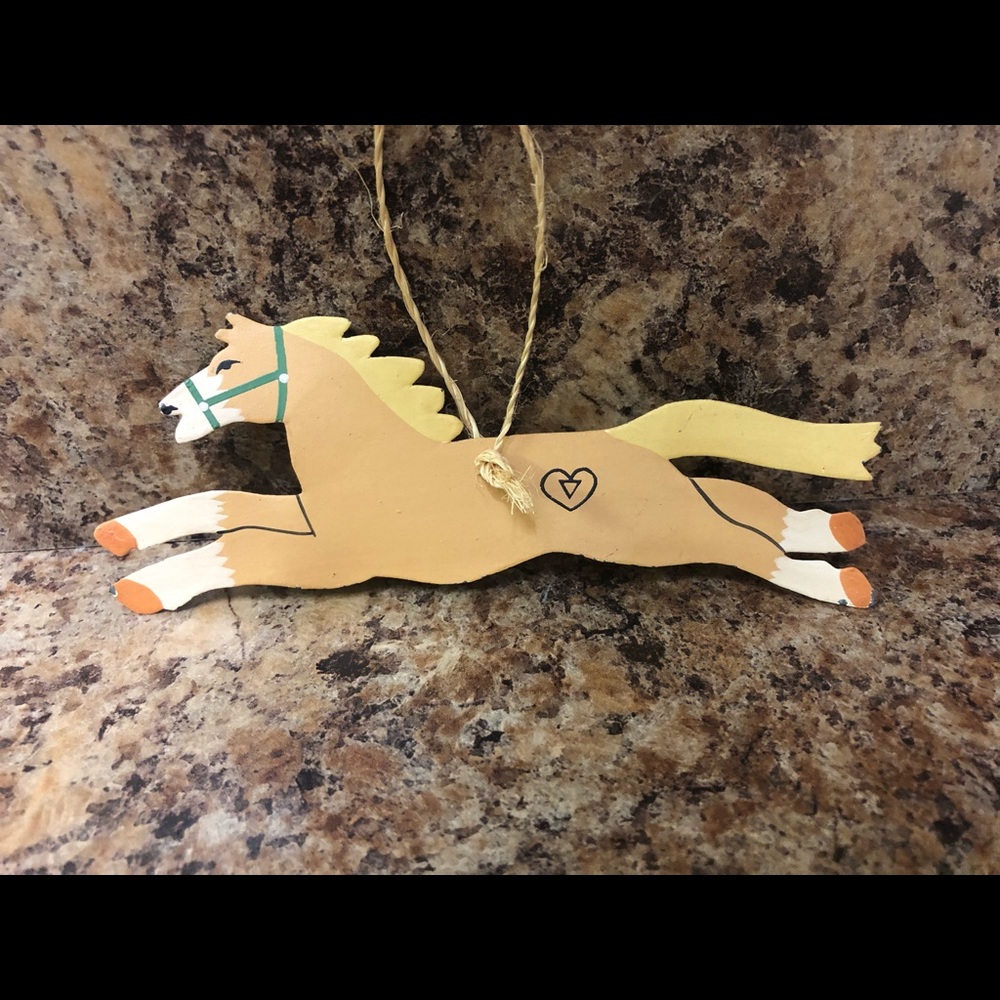 Vintage Palomino Horse Metal